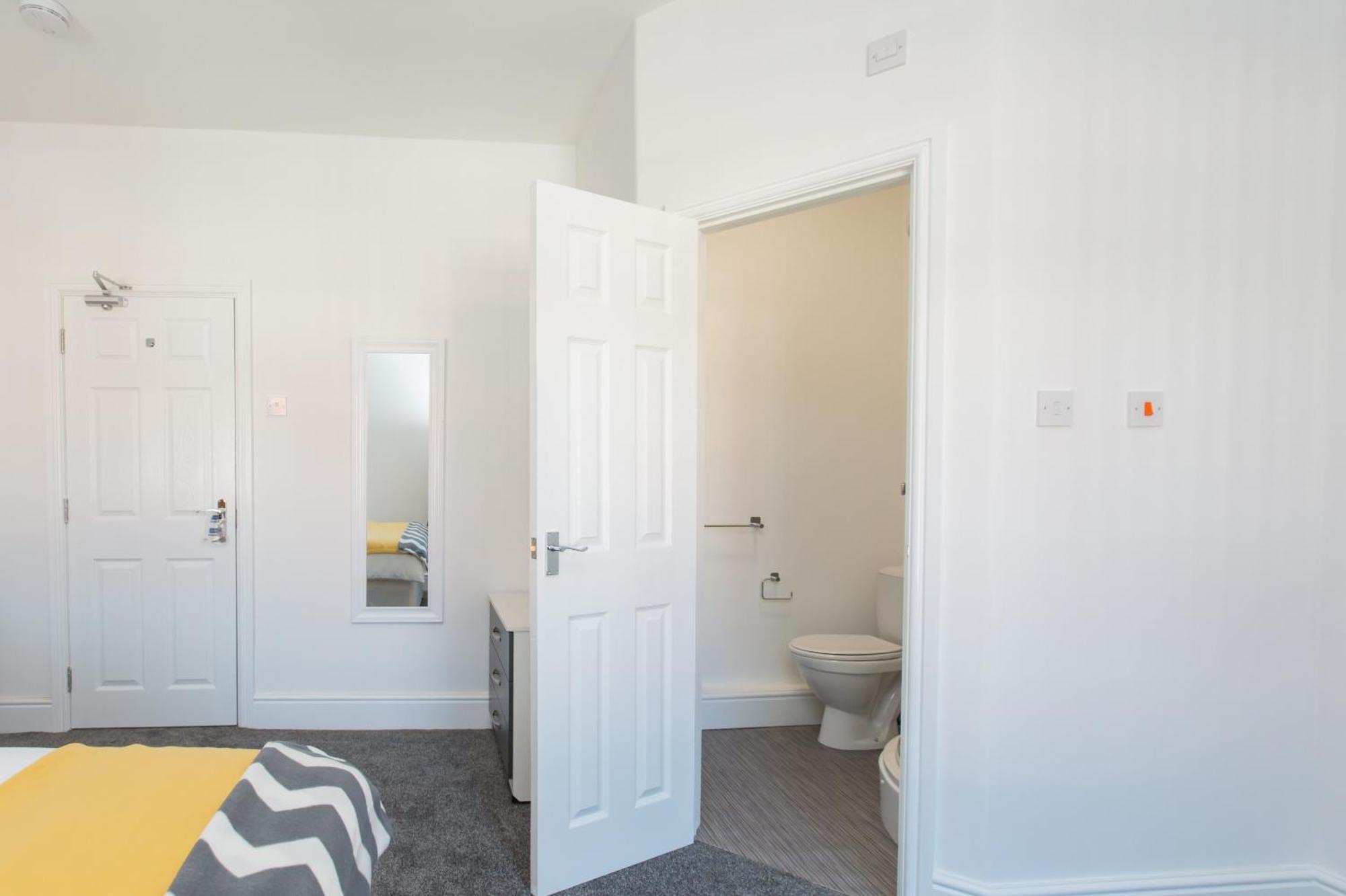 Crewe Rooms Brooklyn Street ภายนอก รูปภาพ